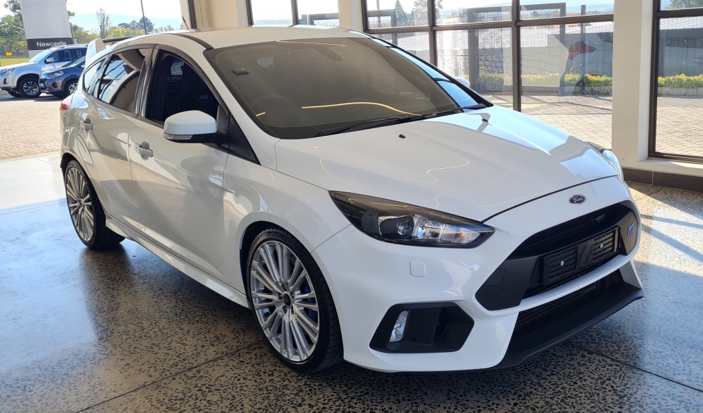 2016 FORD FOCUS RS 2.3 ECOBOOST AWD 5